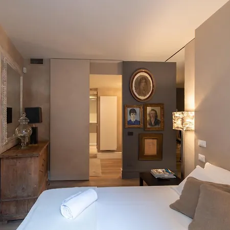 Apartment Escape - Charm In The Heart Of The