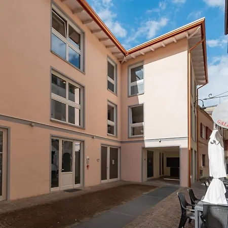 Escape - Charm In The Heart Of The *