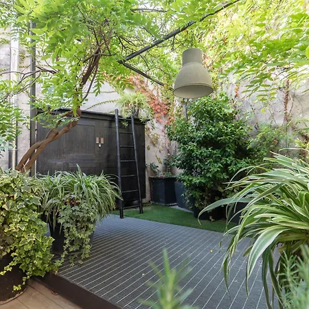 Apartment Escape - Charm In The Heart Of The *