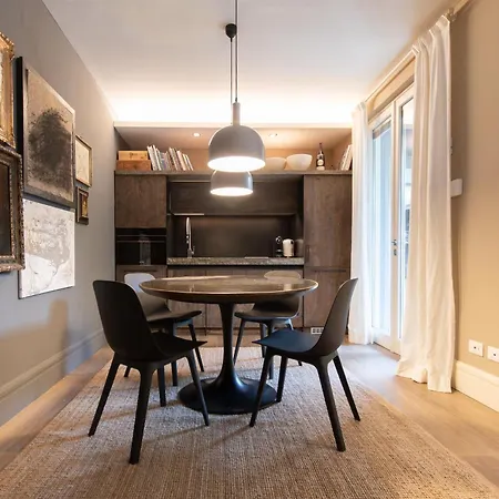 Escape - Charm In The Heart Of The * Iseo