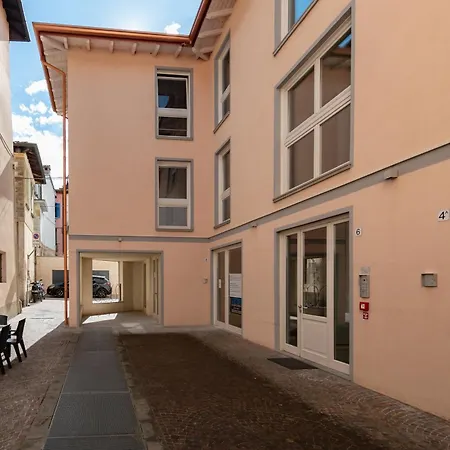 Escape - Charm In The Heart Of The Iseo